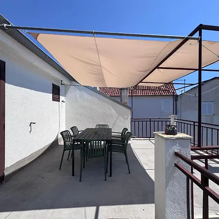 Appartement Barco Molo Zlarin